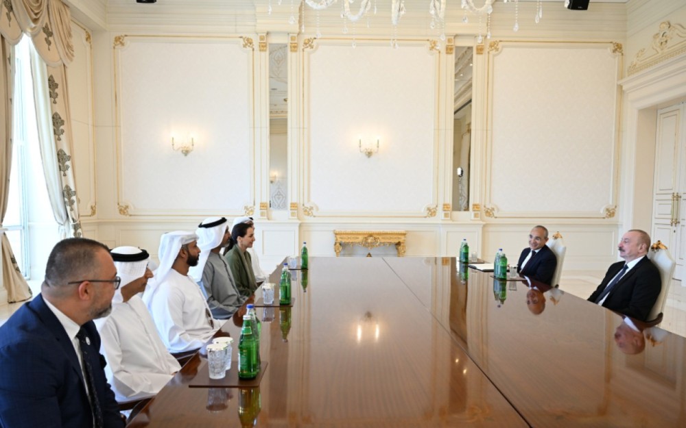 Prezident BƏƏ-nin iş adamlarını qəbul edib +FOTOLAR